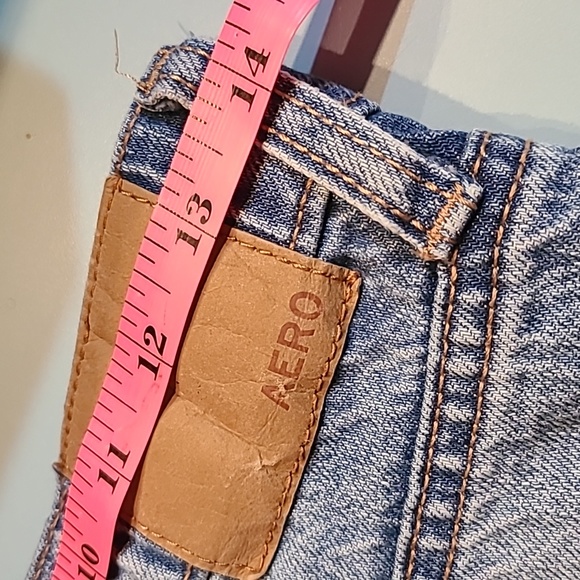 Aeropostale Distressed Mom Jeans Size 2 - Picture 12 of 14